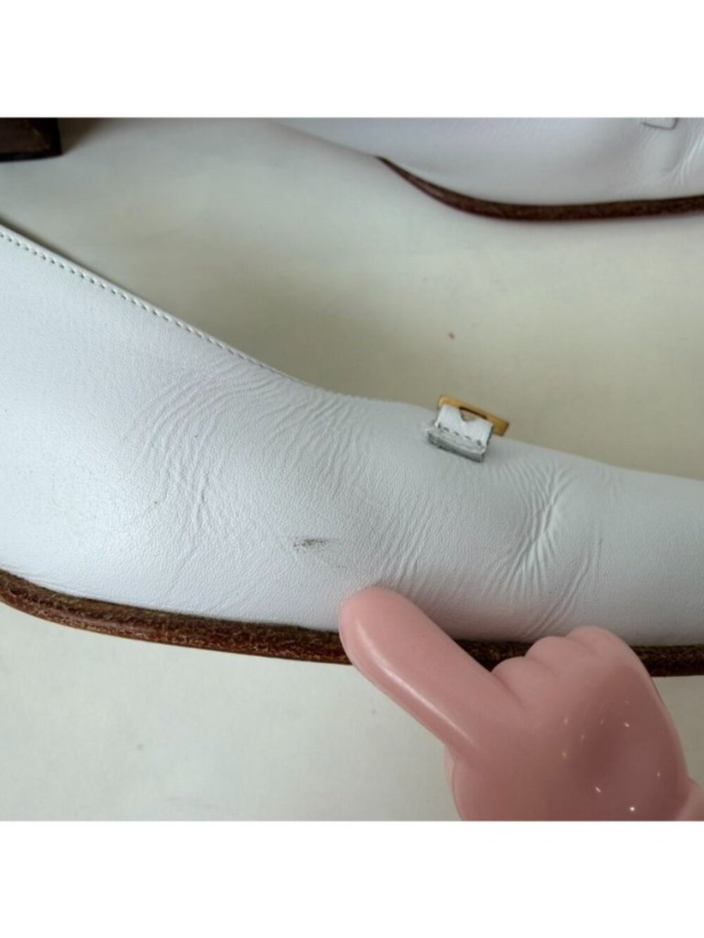 Salvatore Ferragamo Slingback Block Heel Pumps Womens Size 6.5AA White Leather - Picture 15 of 15